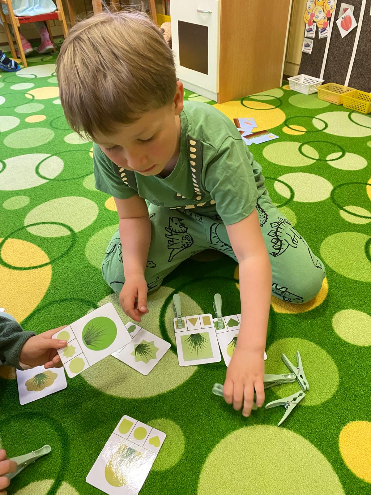 e303a725-f116-4fe0-bd96-7fc3e91e4cbb