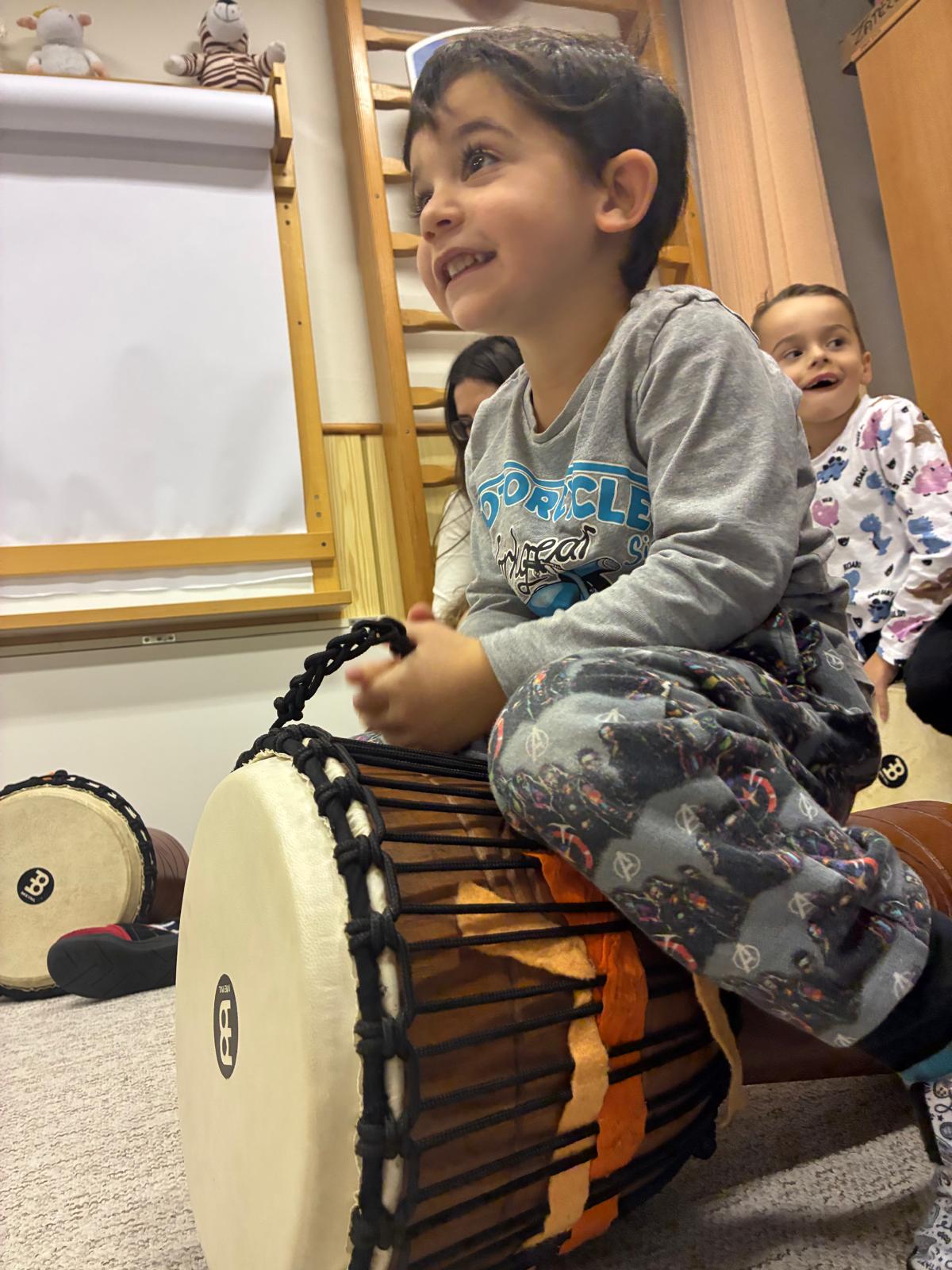 ea75b073-a7a6-4b91-8c7b-4575c6833e6e