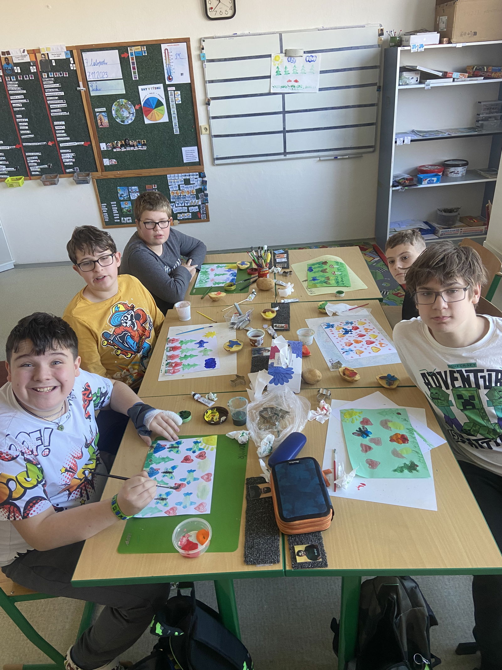 102DE79F-879A-42B3-AC5F-7EBB2556CB04