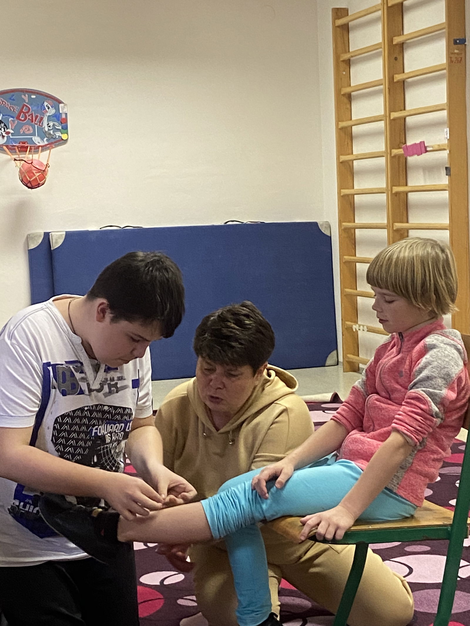 AE810D1C-D983-498B-9BD3-0B7850C1FA0D