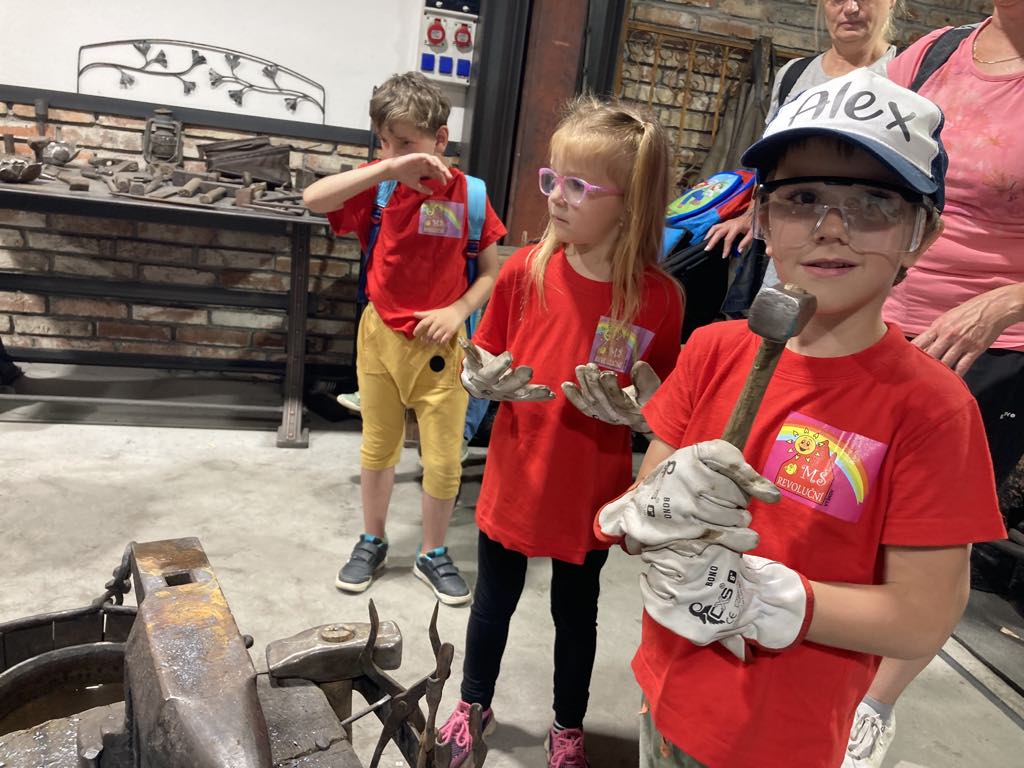 352d6357-d6da-4dba-b568-98ac90d0ea7e