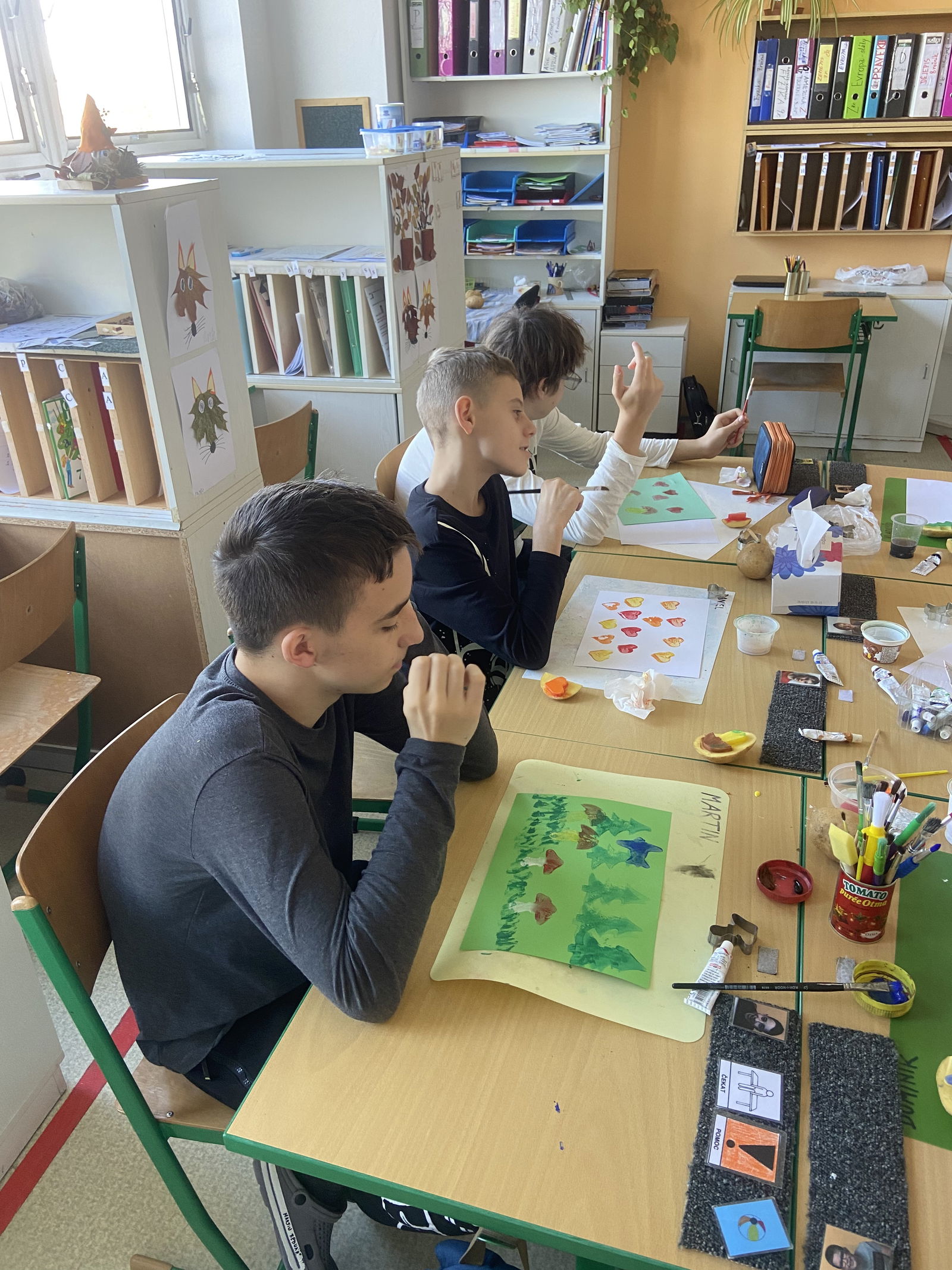 CC08FB52-3ADF-4DE1-A1B9-7EAF31218705