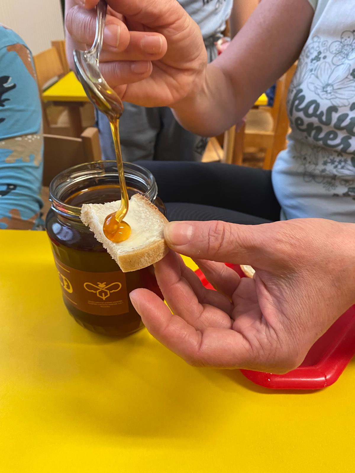 9d9dab8f-ea86-4b32-852e-ba73bde415ff