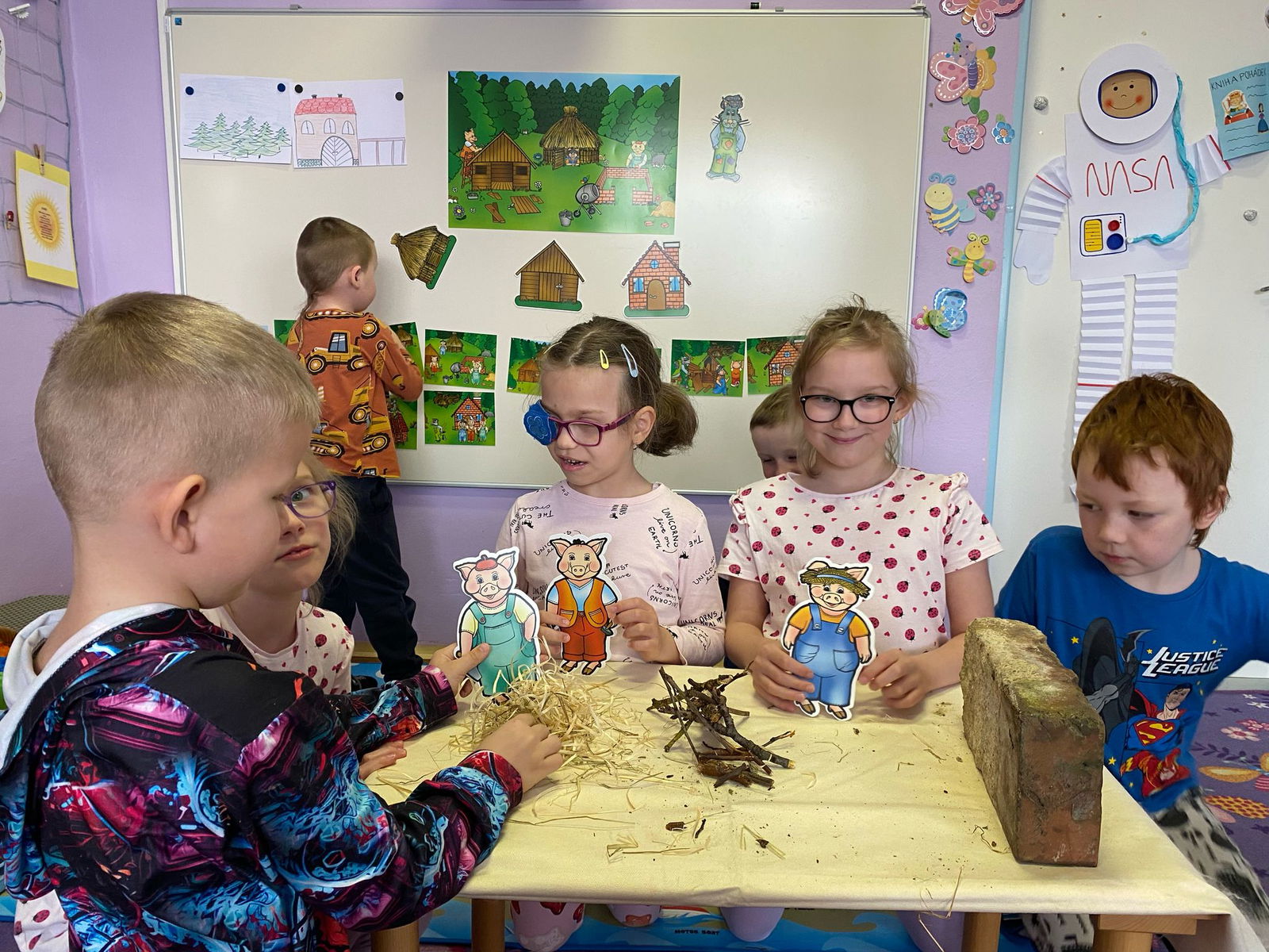 1472754a-9eec-4e45-8c0a-4b0653fad99e