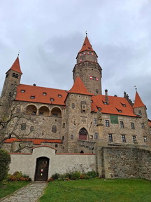 7046DDB6-BCB6-4548-A30A-61EB509EB280