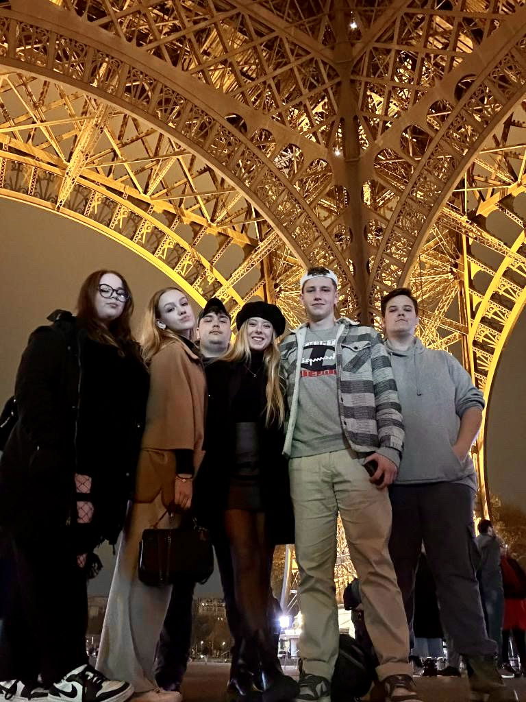 E28EEEC1-2A10-4E9A-BE2C-87FE8D99B96C