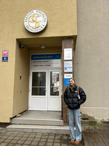 da273c3b-4170-4308-9193-f89a80ae6901