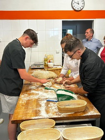 21001292-7575-45F2-84CD-36A6FEF44DCE_4_5005_c