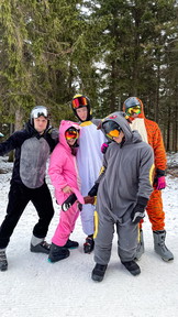 C123BF59-B073-49F8-AB9B-953F395D8193