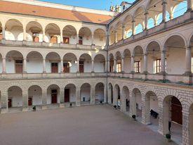 258002191_1508625276160444_2434912200267144122_n