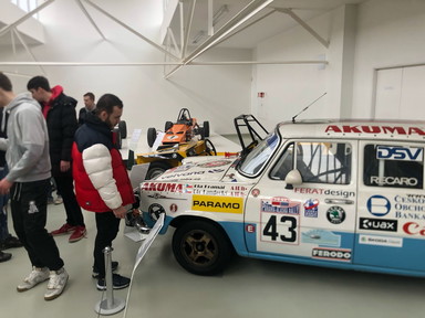 8df323d8-3281-4d6d-8deb-a2b74cc92047