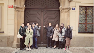 c6786fdd-d236-484a-a587-662d0984bfec