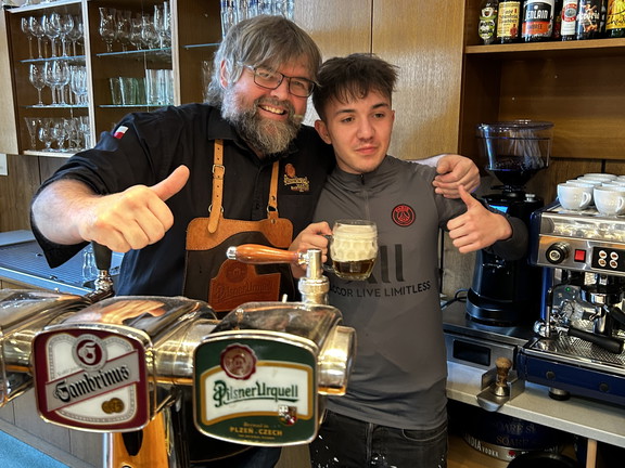 3012F083-E694-4E74-8887-ACC7DE02CDCC_1_201_a