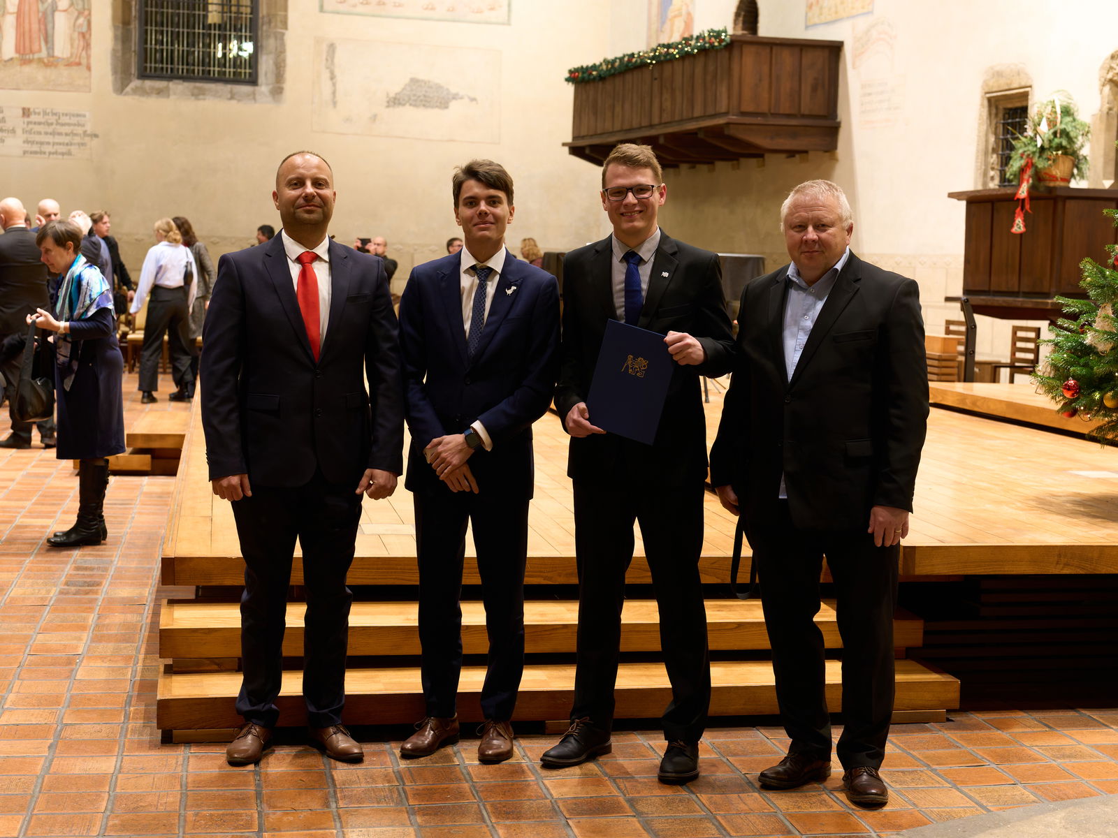 20251125-DSC05893-ARW