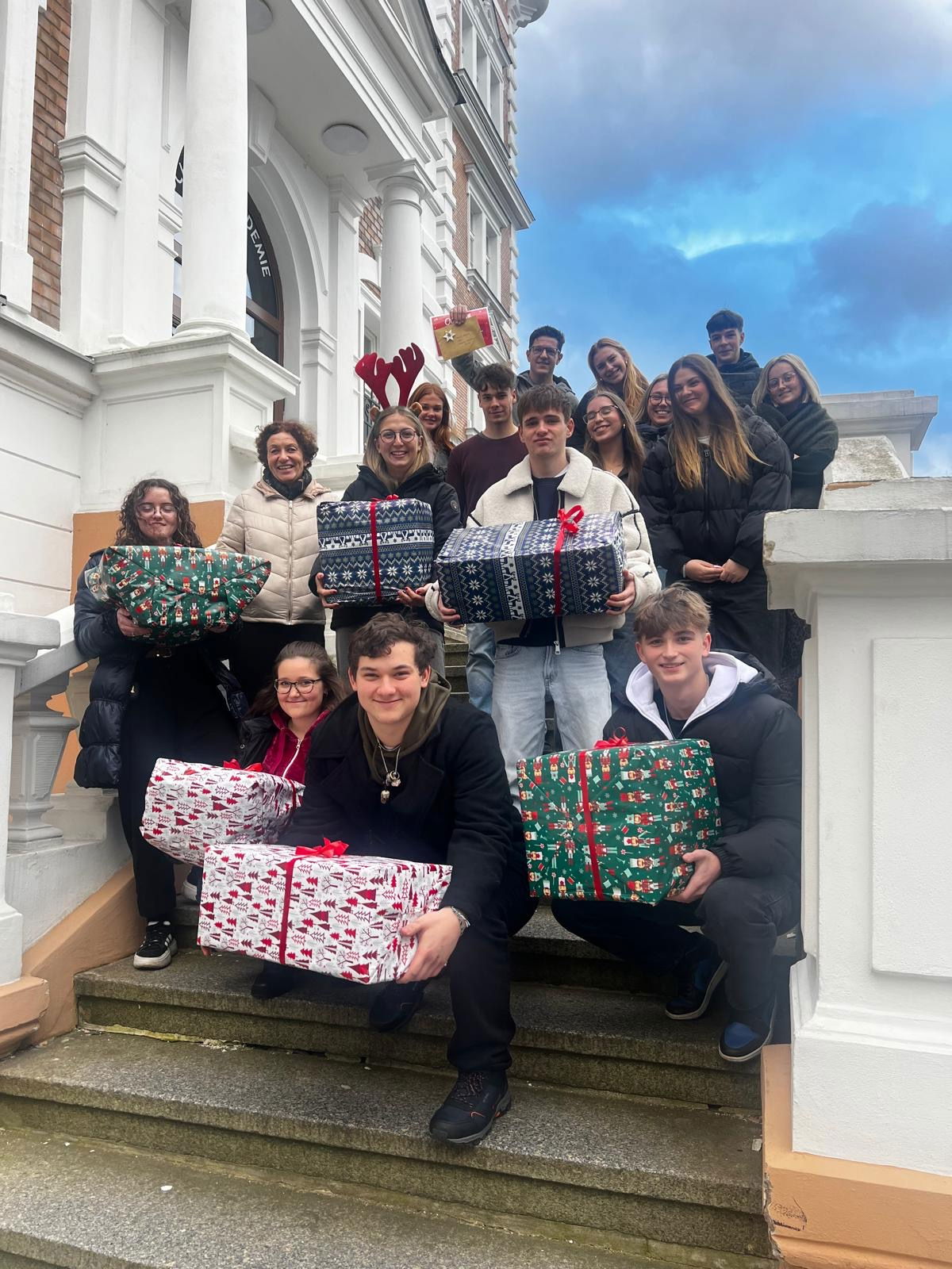 807c4116-66f2-4f35-8990-5b2635e354c5