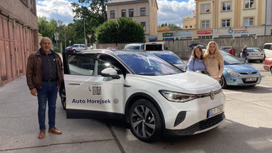 770a5c48-48ff-4df4-b70d-3d47b93bacc9_0