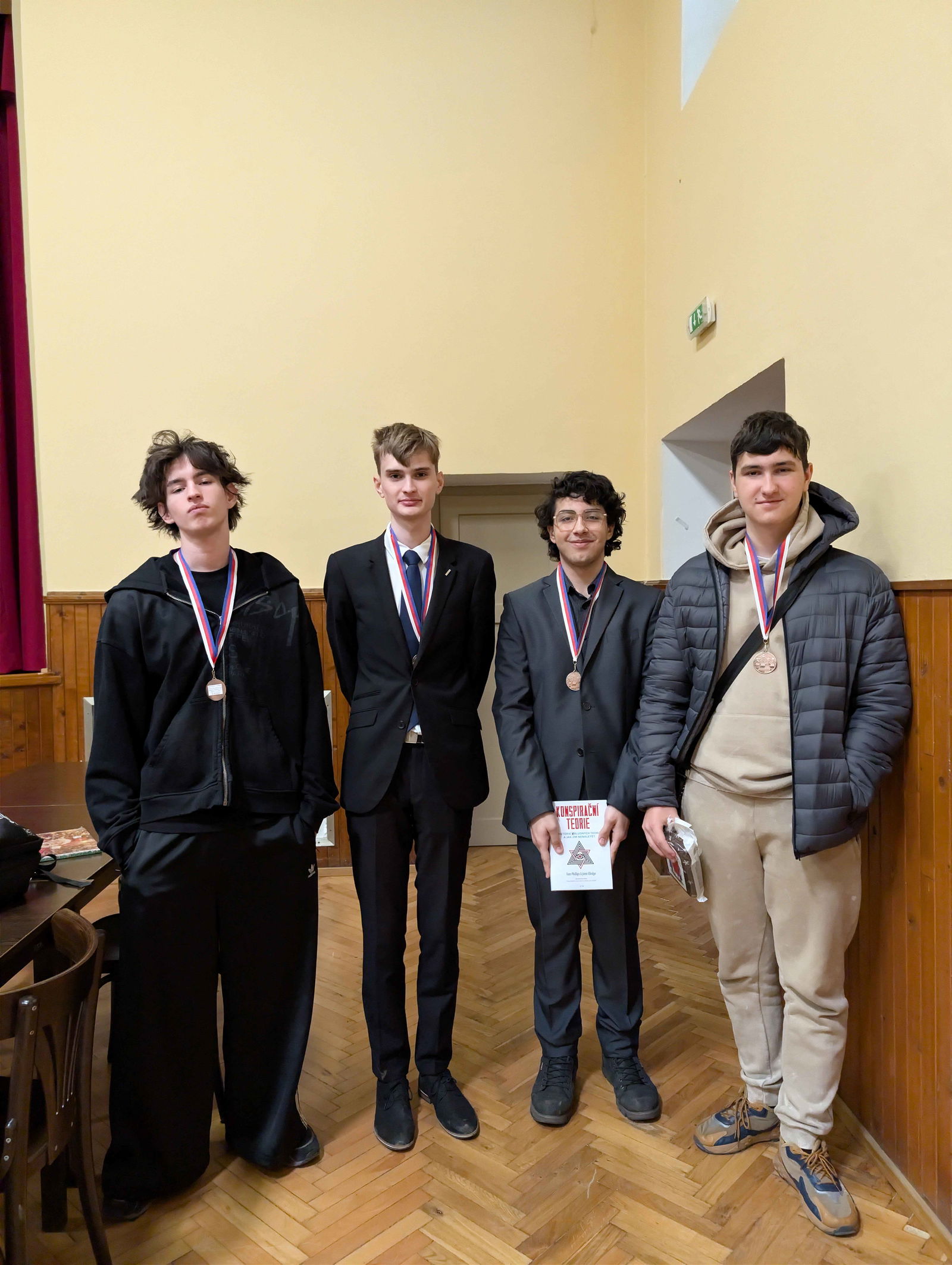 PXL_20251204_125018468