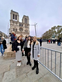 D29C1F95-E328-4A85-ACEF-C718C445C8FE