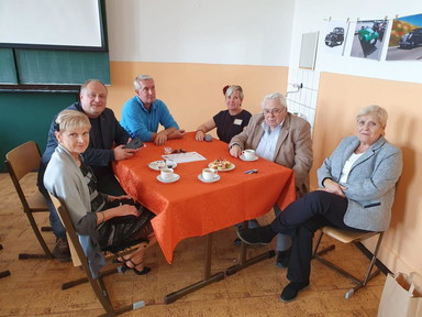 22_ing._jankovec_mgr._mladkova_absolventi_oa_krusnohorske_noviny