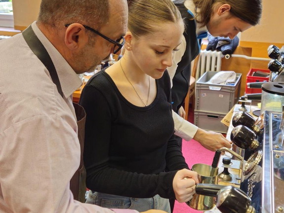 022E81C4-51AE-43AF-94C2-E6FF0F3185B1