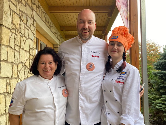 a2f5f091-721a-4d35-ba4a-e953cdaac6e8