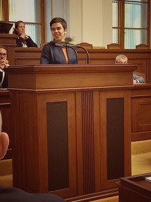 3f76b9d2-40b4-4e57-bb06-723a2362098d