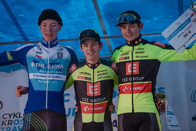 PHOTO-2022-12-19-19-18-51 2