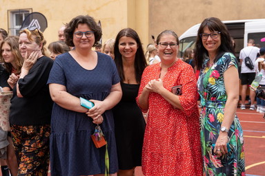 14__8_vesele_ucitelky