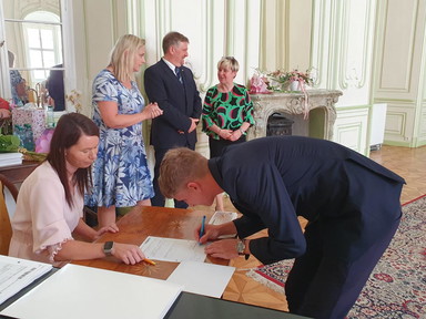 5__5e139748-c945-48fe-9012-cee7db6f2e56