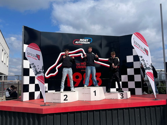 6aceef14-a2d3-4dfc-8b64-6bae4b592b48