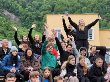 423b4d50-7854-40e2-a28e-d0aac57252da