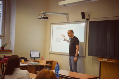 909337c2-4f45-4e7d-9dd2-a37400bbf49b