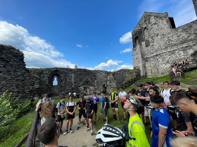 93071063-725f-4429-9533-de3c069f4be8