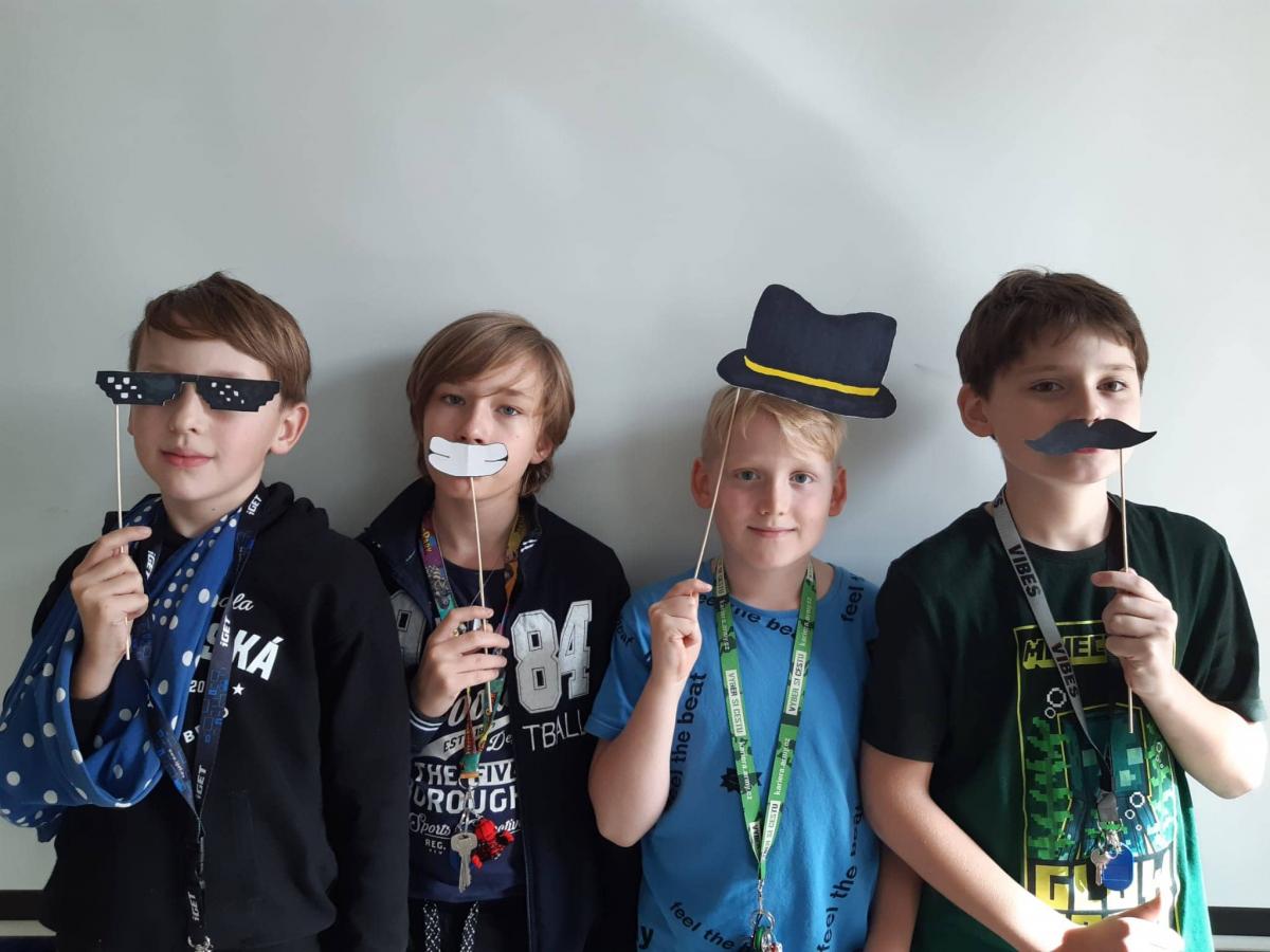 290393782_352261140416717_515375046727741790_n