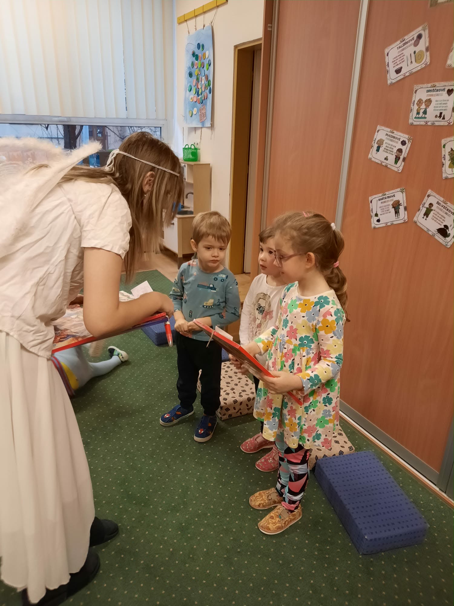 5361ece6-6a5a-4215-90ce-e7c9795506ec