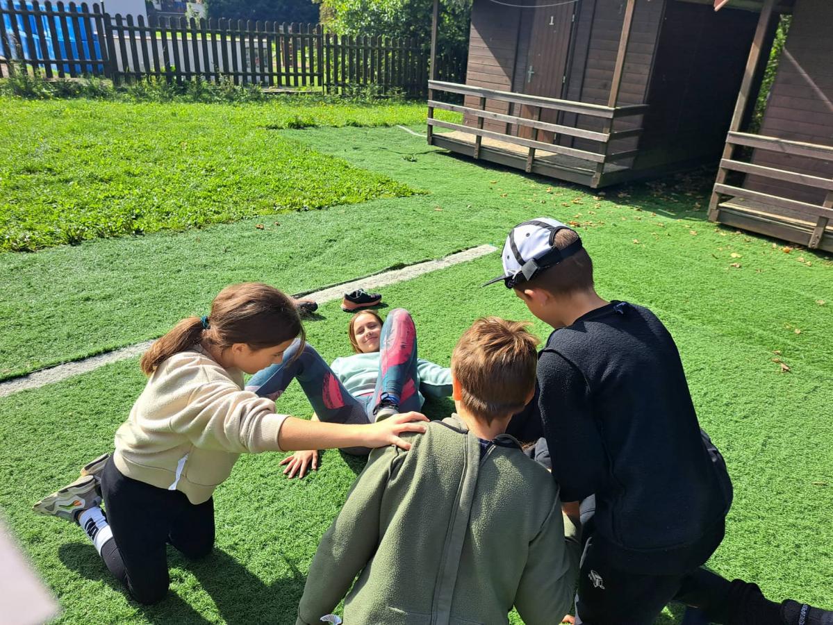 309670907_1098120100909748_1252385954077971594_n