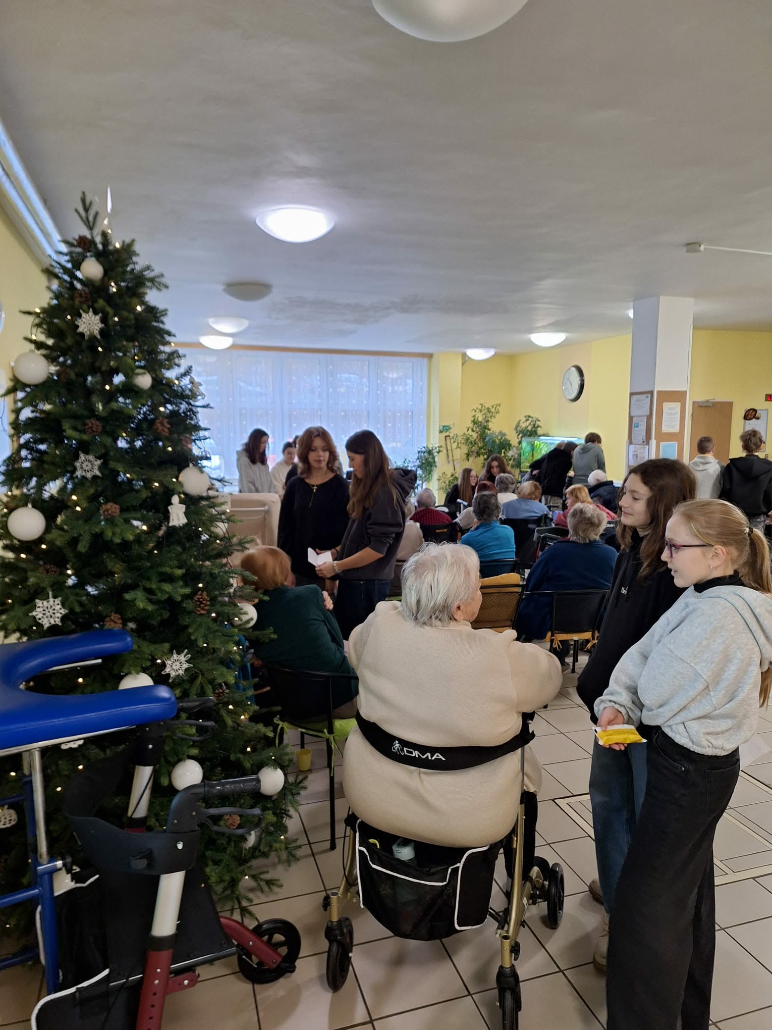 d8a301ef-616c-409a-b65a-89df7ef0dec4