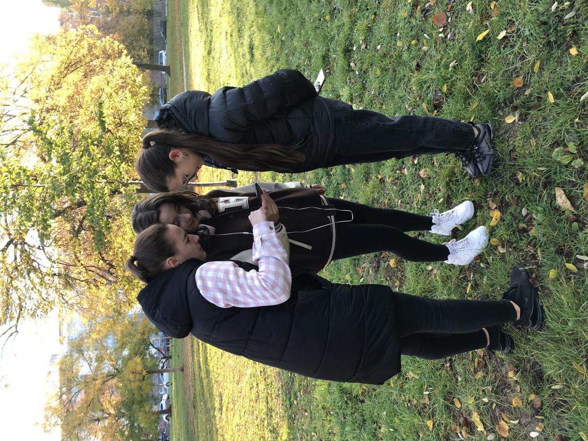 97381819_0907_4FF7_82B0_D34070C5C965