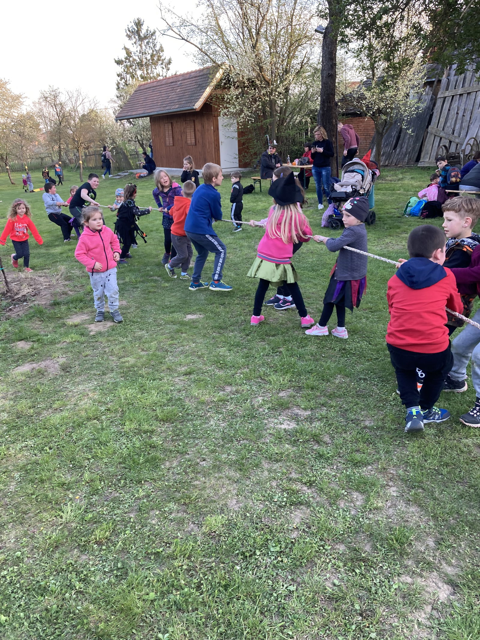 487DE9F6-07F9-471E-ABCF-39DE56C328AF