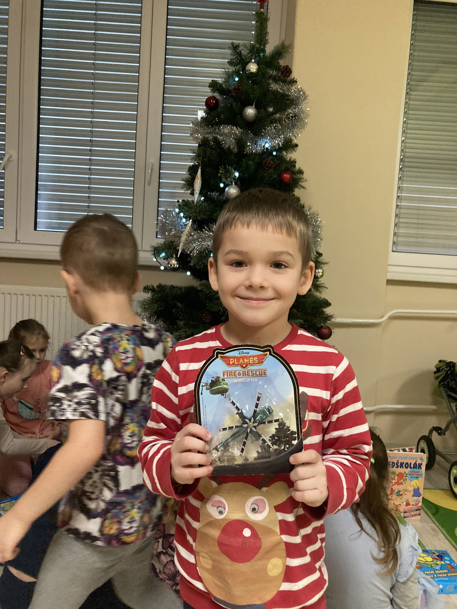 2EBE5477-918D-4C8D-B9F4-9A5F4DF21ECD