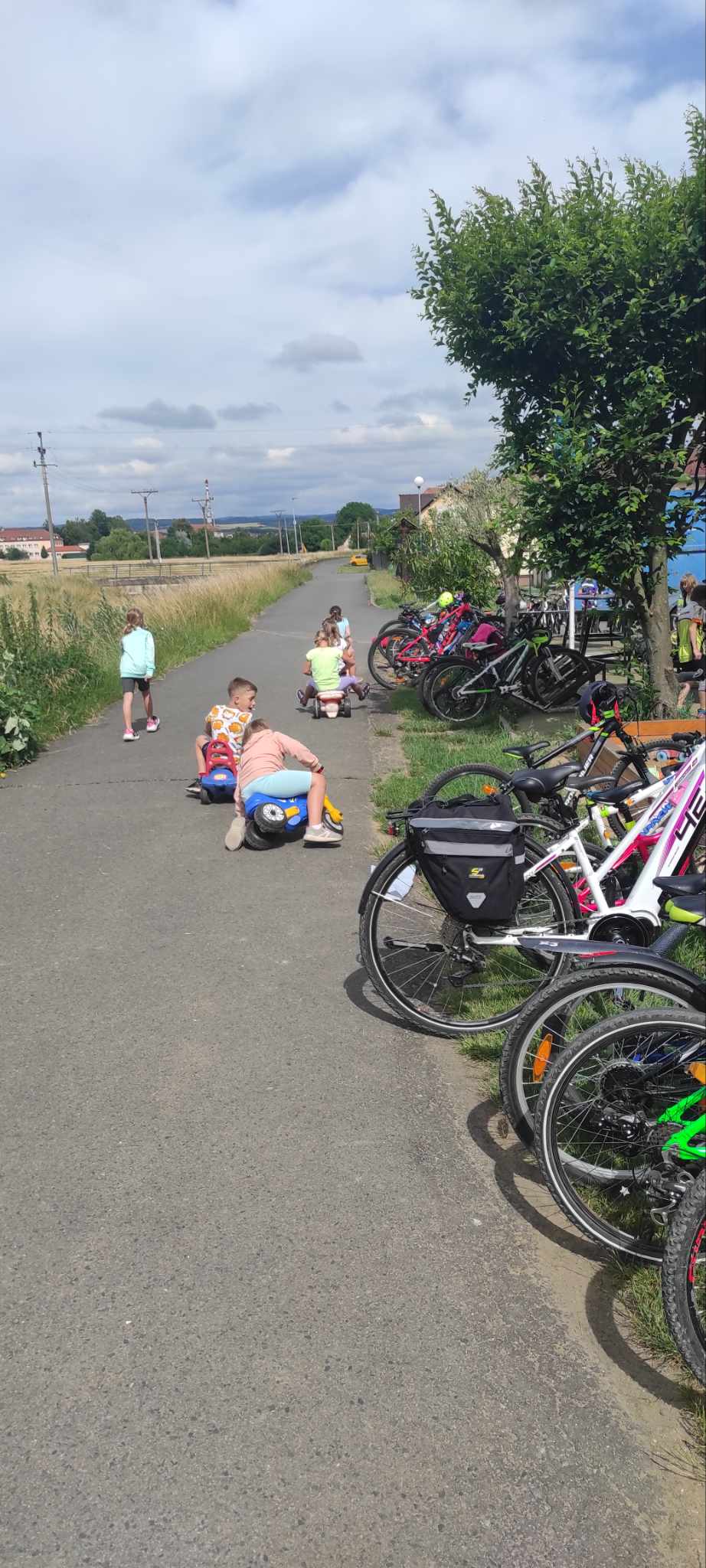 448521462_1187428772285531_7846209177187126352_n