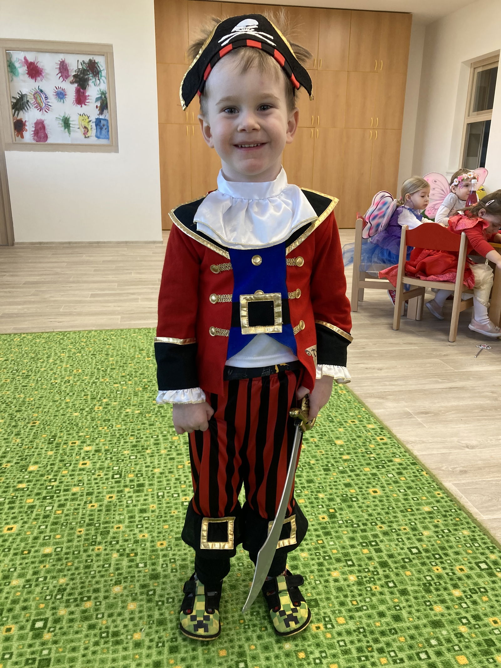 8A2B5C28-CEFB-4049-8A83-8A1B937F8D14