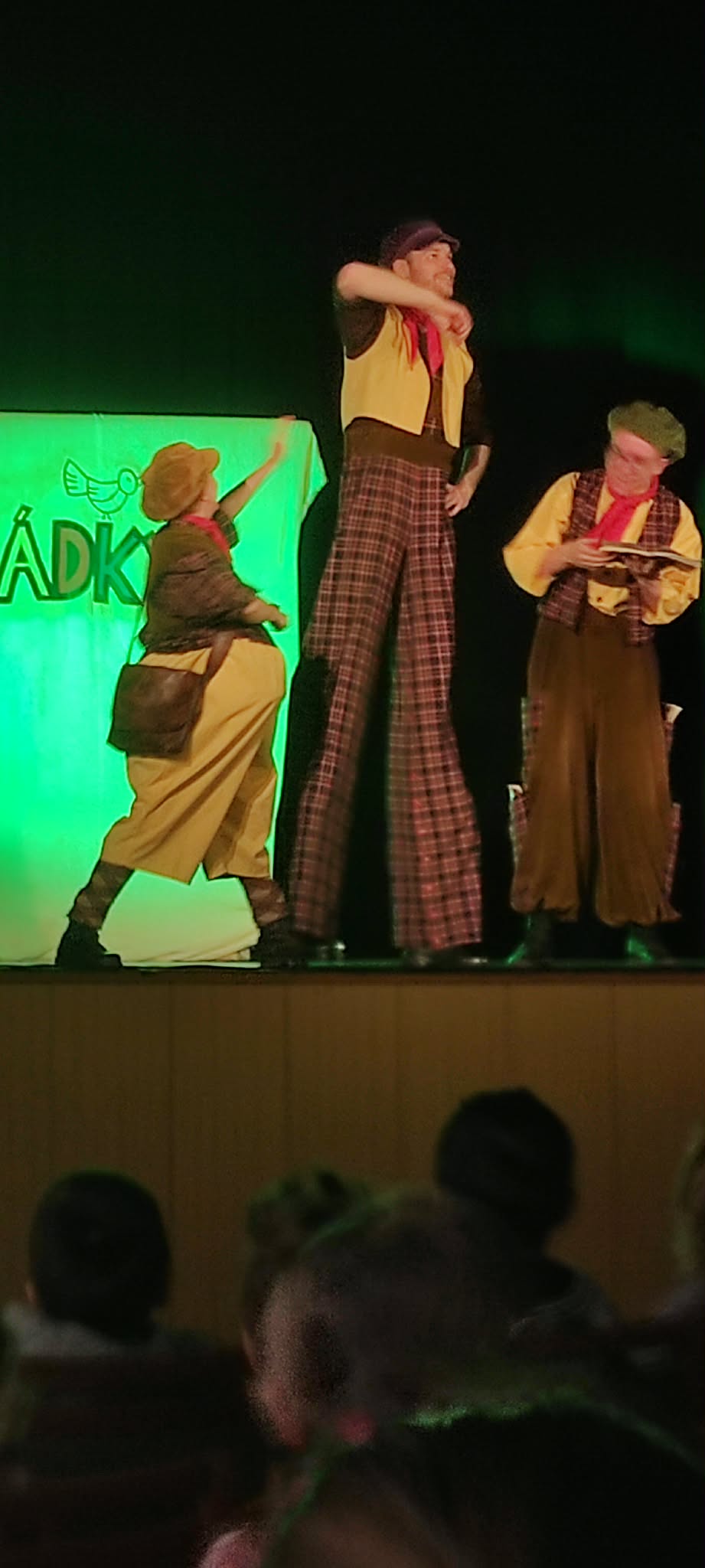 6ded9779-7705-4d70-afa5-5918cbb5b29a