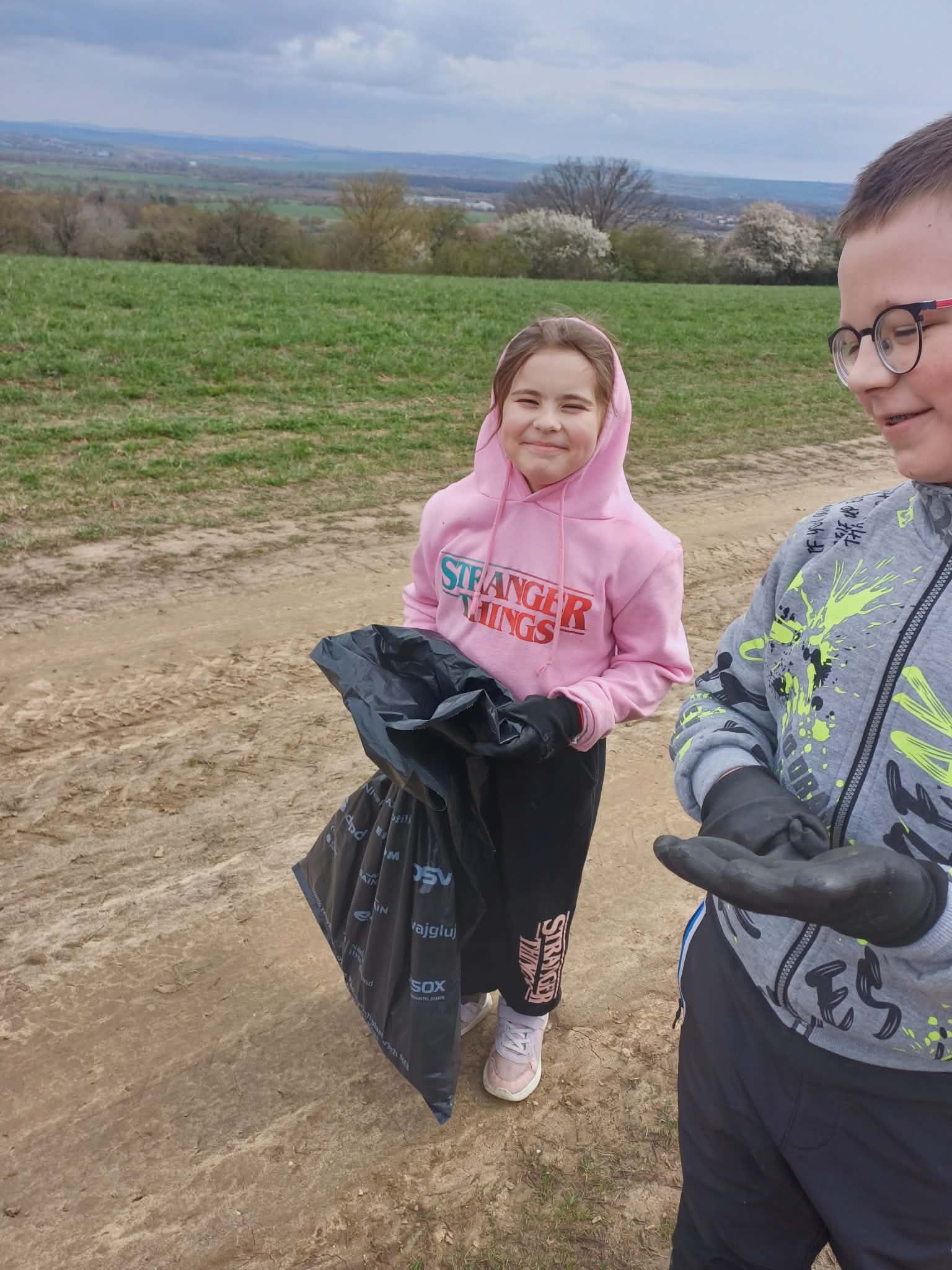 5547c303-8a5c-4df0-abac-64e06aae653f