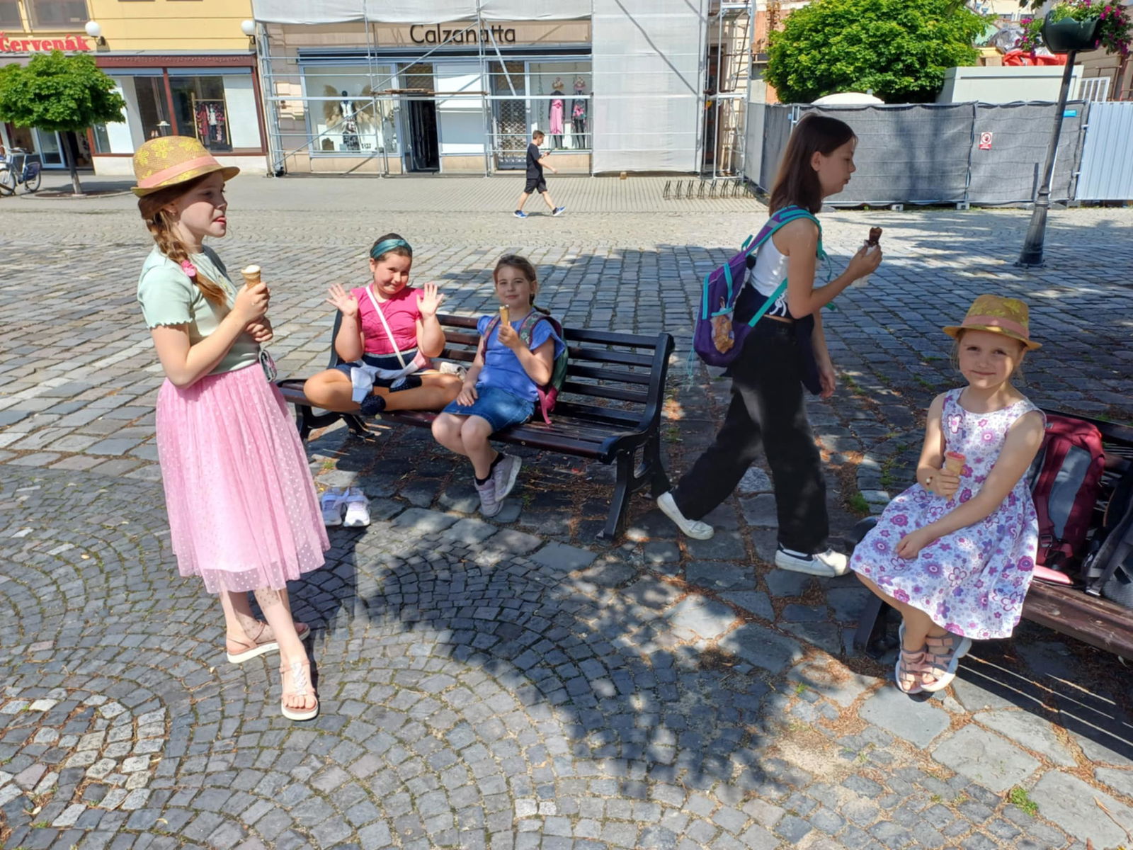 48a8dd39-7221-478d-8216-f0591e645d53