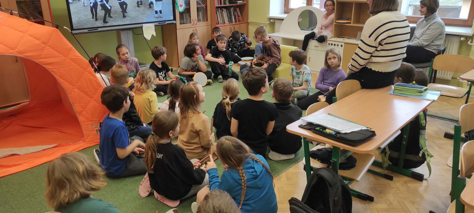 c6e6550b-e6c5-4b70-8c83-7c43138bd27c