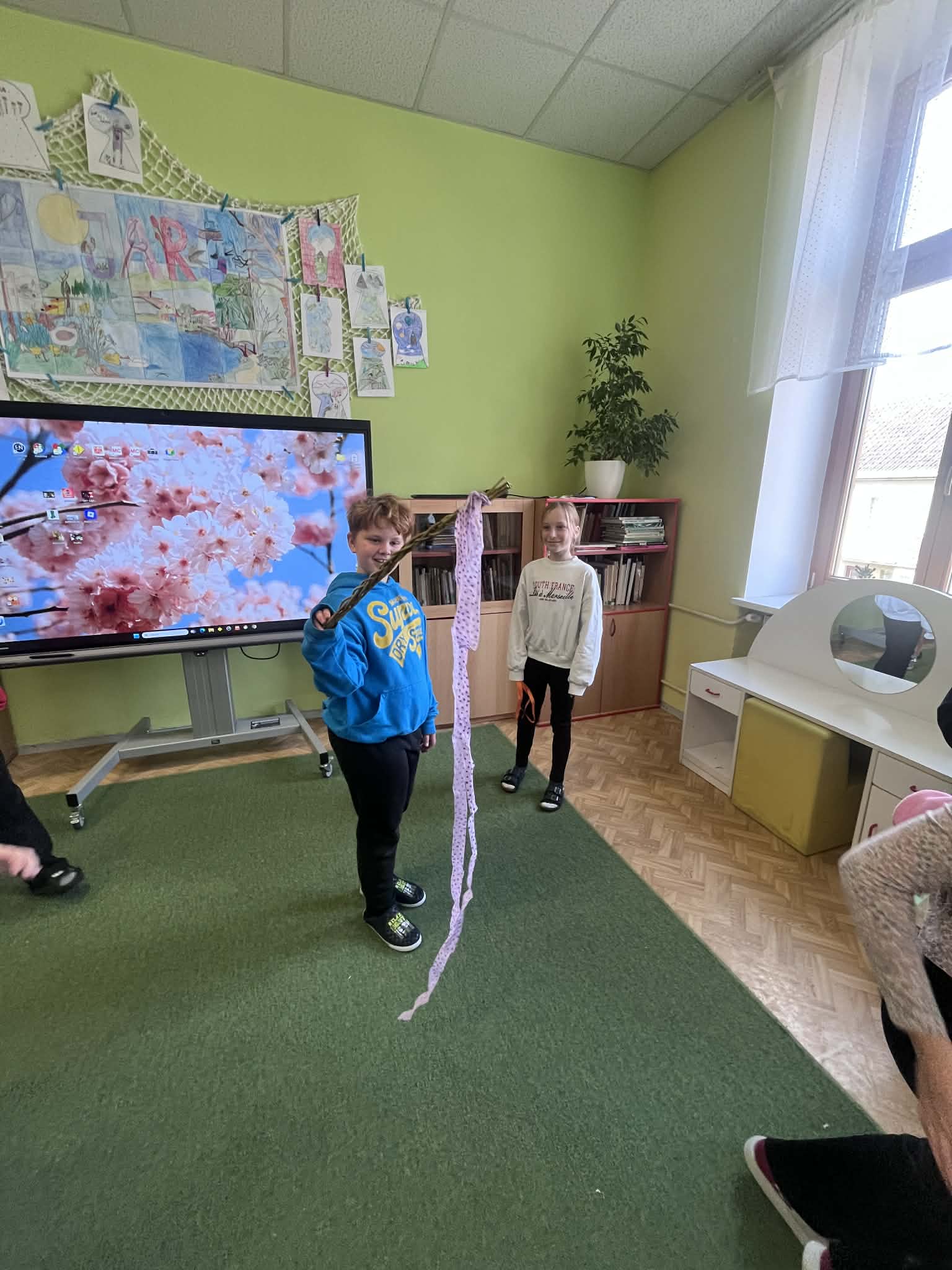 6a594106-665a-4dfb-a274-900a77e5211e