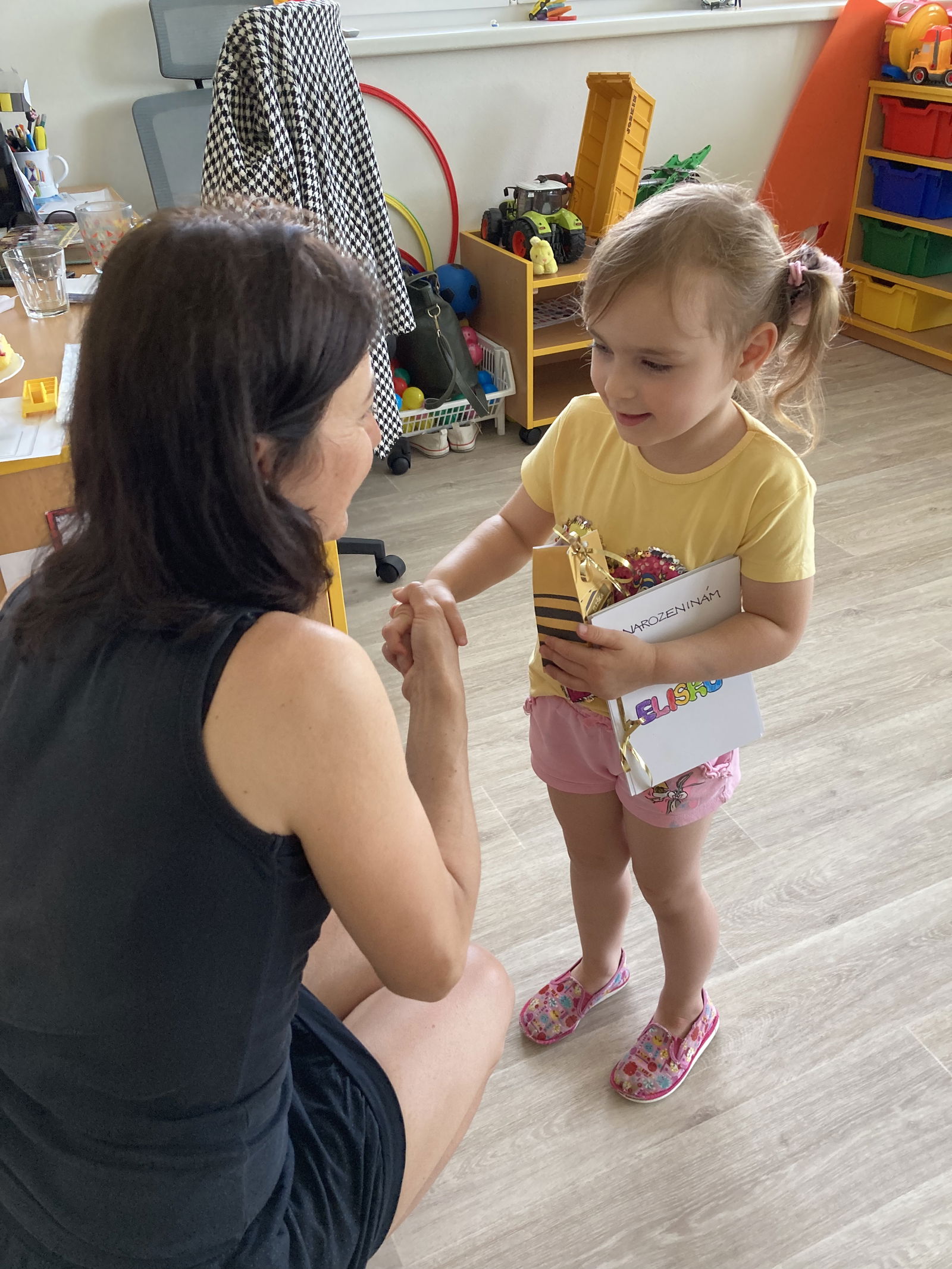 93EAB443-3CE9-415C-ACC3-D16974405474