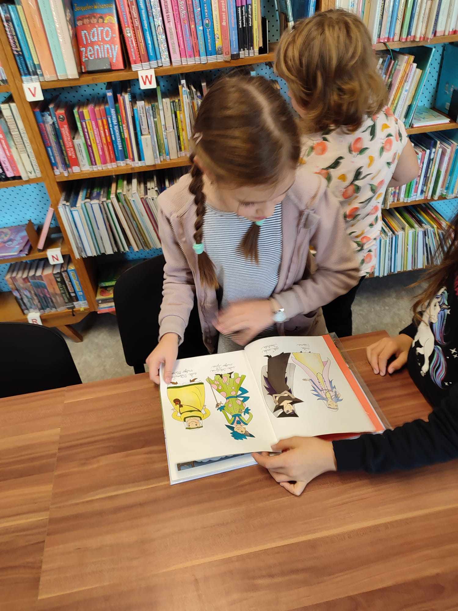 387340989_338776082064470_4894693932544252664_n