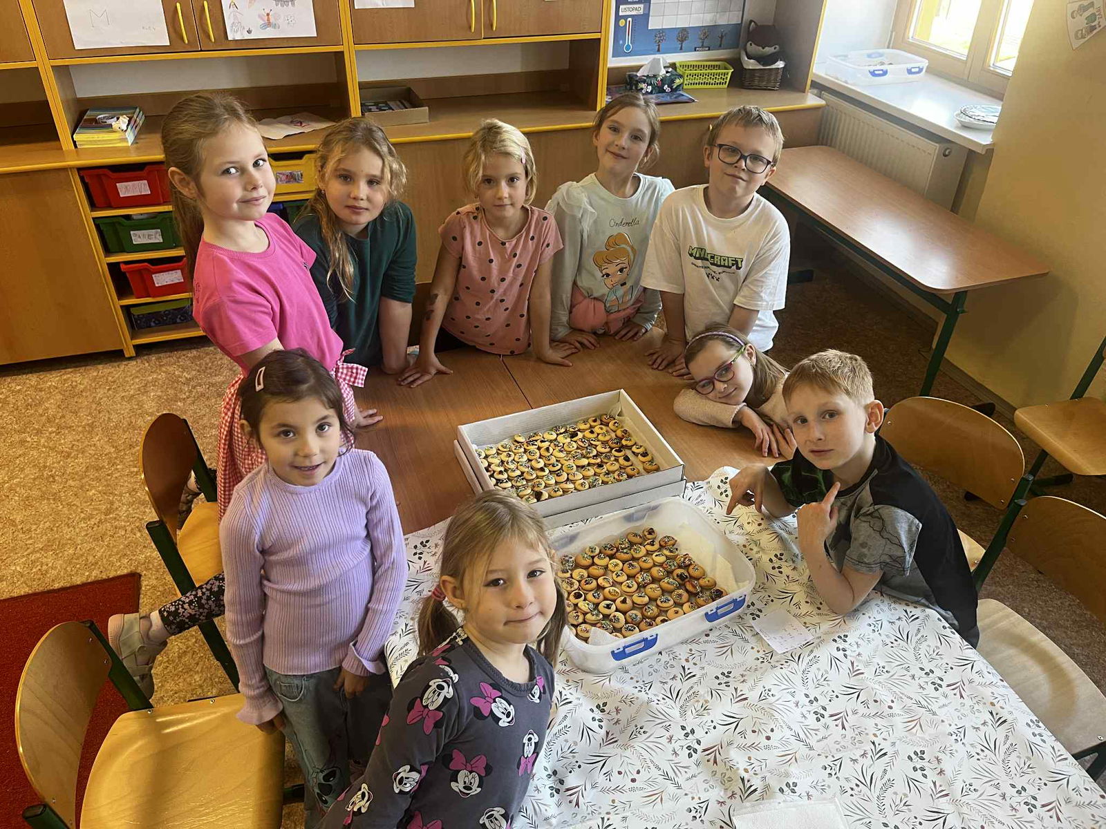 fe3b64b6-e9f4-4d12-8813-3f0ceb76081b